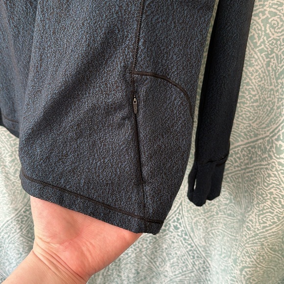 VGUC Lululemon 1/4 Quarter Zip Sz 8 Running Fleece Pull Over Sweater - Picture 4 of 8